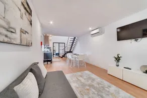 Spacious & Modern Belem Duplex with A/C - Image 3