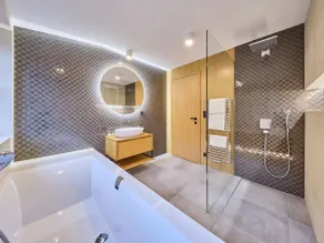 Rooftop Vista Maisonette & Relaxing Bath by Interhome - Image 5