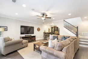 Luxurious 4 King Suites|Reynolds Landing|Fire Pit - Image 4