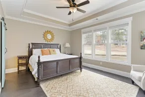 Luxurious 4 King Suites|Reynolds Landing|Fire Pit - Image 5