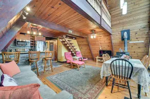 Walk to Ski Lift! Charming Hunter A-frame - Image 4