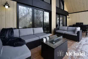 Charmant Boisé | Peaceful Getaway | Spa with Fores - Image 5