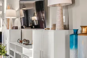 Luxury Massive Penthouse in Watertown 8123 - Image 2