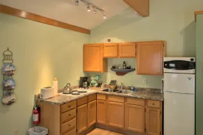 Woodland Lodging | 5 minutes to Downtown Bayfield - Image 5