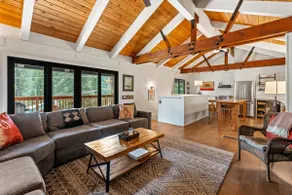 Trailblazer Chalet Palisades- Hot Tub, Dog OK - Image 5