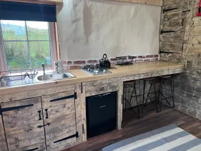 Willow Straw Bale Cabin - Image 4