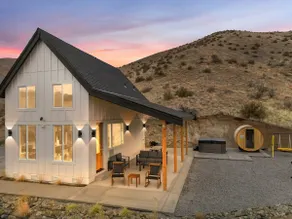 Outlook Cabin - Image 2