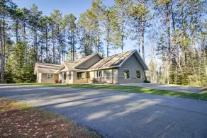 Peaceful Hibbing Getaway: Heated Floors, Fire Pit! - Image 2