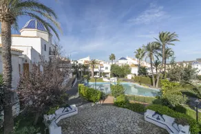 Bungalow 213 - Image 3