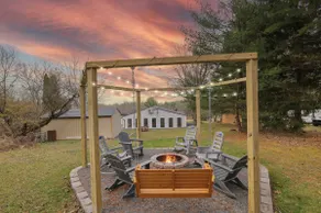 Poconos Home w/all-season indoor pool, sleeps 8 - Image 2