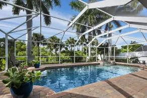 Nokomis Pool Home on the Canal - Image 3