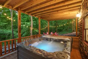 Red Fox Cabin | Hocking Hills, Hot Tub, EV Charger - Image 2
