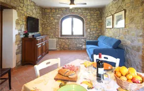 Awesome apartment in Collazzone - Image 3