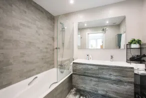 Ondarreta Villa Apartment with free parking, AC and outdoor terrace by the beach - Image 5