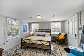 Cottage Pool, Hot Tub, King Bed - Image 2