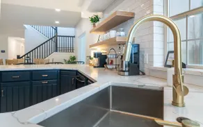 Luxurious Farmhouse on Acreage! Near Silverwood - Image 3