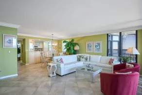 Charmant appartement de vacances adapté aux familles avec piscine chauffée, terrasse et jacuzzi | Vue plage | Plage à proximité - Image 4