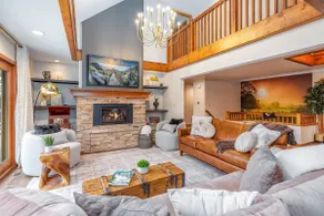 Secret Room-Fireplace-Hot Tub-Pool/Marina,Patio - Image 5