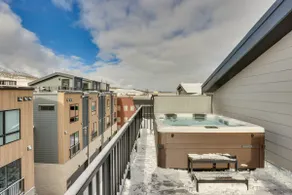 Silverthorne Townhome w/ Hot Tub: Walk to Town! - Image 2