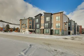 Silverthorne Townhome w/ Hot Tub: Walk to Town! - Image 3