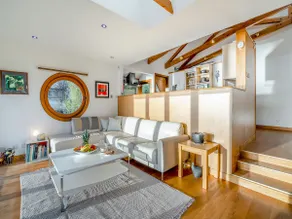 Shore House - Image 4