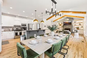 Resort-style home w/ heated pool, hot tub, arcade - Image 5