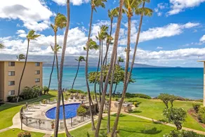 Top Floor Condo- Ocean Views w Pool Steps to Beach - Image 3
