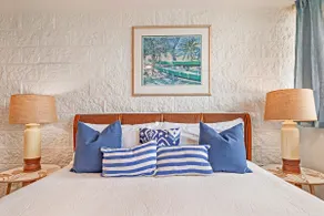 Top Floor Condo- Ocean Views w Pool Steps to Beach - Image 5