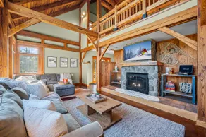 Walk to Village! Stunning timber chalet! Hot-Tub, Bonfire & more! - Image 2