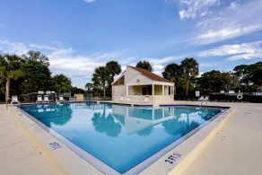 5 Mi to Beach: Jupiter Townhome w/ Pool Access - Image 4