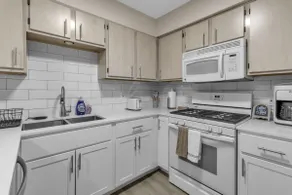 Downtown Living - Image 4