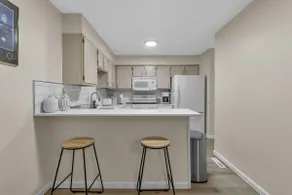Downtown Living - Image 5