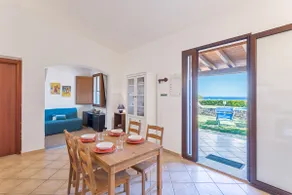 Schöne Villa mit Terrasse, privatem Pool und Grill | Meerblick | Hunde erlaubt - Image 2