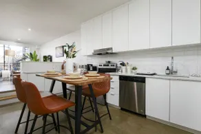 The Molo - Spacious 3 bedrooms in Downtown MTL - Image 5