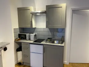 Apartment - Private Bathroom - E - Image 5