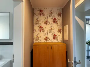 Apt. Princess Eloise | Designer Apartment | Room - Image 4
