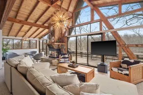 Whitetail Lakeside Retreat by Innsbrook Vacations! - Image 4
