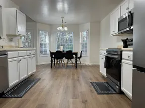 Southern Charm Oasis! - Image 4
