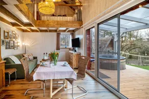 Casa vacanze 'Vroni' con terrazza privata, giardino, idromassaggio e Wi-Fi - Image 4