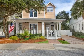 Beautiful Seacrest home Sleeps 12~4 bikes! - Image 3