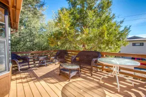Pine Haven Retreat - Image 2