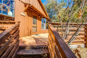 Pine Haven Retreat - Image 4