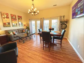 Captain's Quarters | One Bed Condo on Ohio River - Image 4