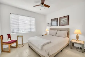 Walkable Summer Luxury Unit | Prime UofA 1BR - Image 3