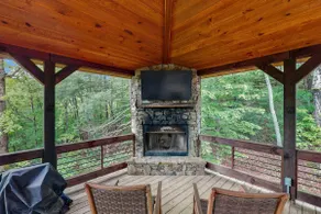 Whispering Woods Stay - Image 3