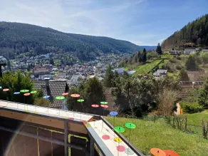 Vacation home with panoramic view - Image 5