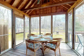 Peaceful Beach Cottage with Deck & Firepit - Image 3