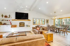4 Mi to Slopes: Family-Friendly Stateline Home! - Image 5