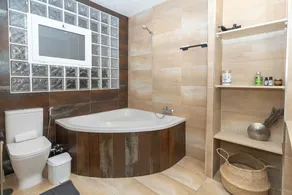GuestReady - El Cabanyal Hidden Oasis - Image 5