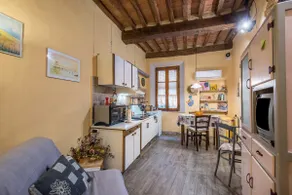 The Yellow House of Buonconvento - Image 4